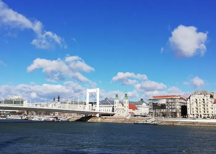 Bp Residence Danube Budapeste